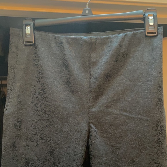 SKINNY GIRL BAILEY PULL ON JEGGINGS BLACK/DARK GRAY W/ METALLIC EMBELLISHMENTS - Picture 12 of 12